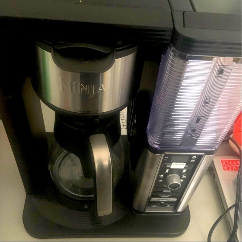 Ninja Specialty CM401 Coffee Maker w/ Froth☕️